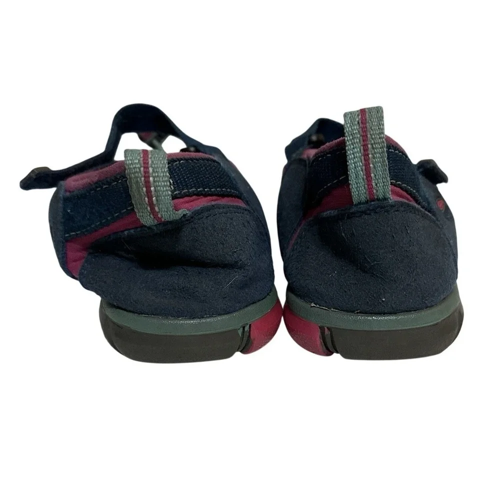KEEN Youth Sandals Size 4 Blue Pink Closed Toe‎ Sport Hiking Shoes